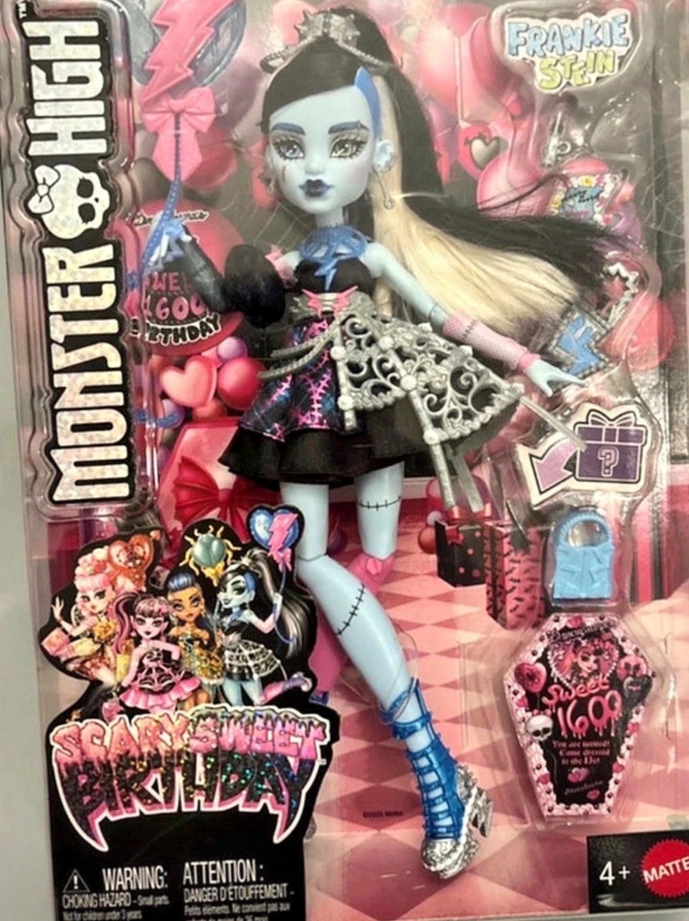 Mattel Monster High Scarily Ever After Pinkney Doll NWT Pink & Black